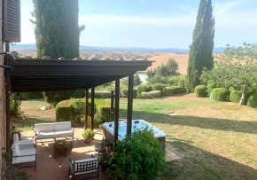 Casa Bianca gorgeous Tuscan home Crete Senesi, Siena Asciano